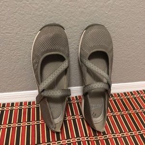 Woman dansko shoe (Haven) size 38